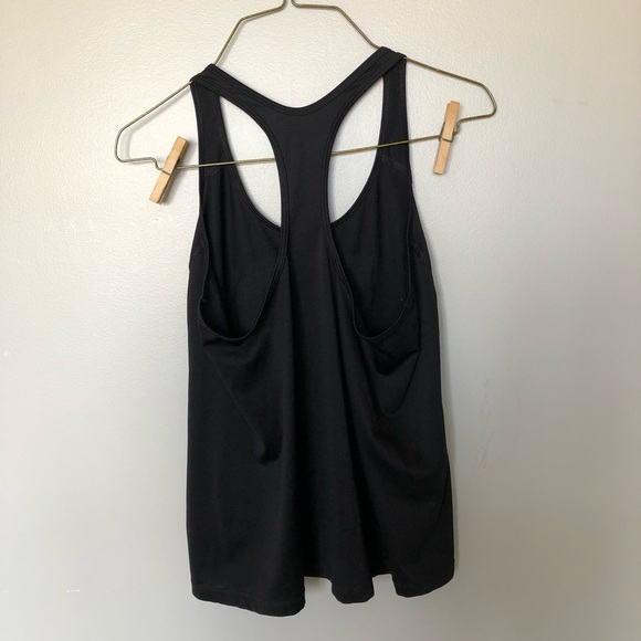 Old navy racer back tank top Size medium work out tank top - Picture 5 of 5